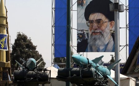 La muerte de Jamenei en un ataque conjunto desata una crisis regional sin precedentes
