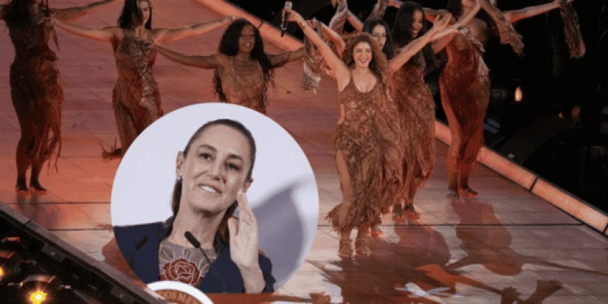 Sheinbaum disfrutó el concierto de Shakira desde Palacio Nacional, oculta tras una ventana