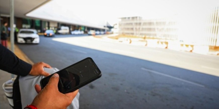 La SICT reafirma la prohibición de Uber en aeropuertos y anuncia operativos de la Guardia Nacional
