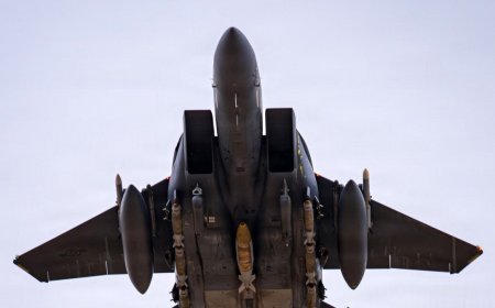 Rescate y tensiones: El derribo del avión militar estadounidense en Irán