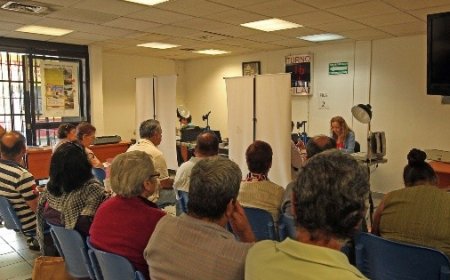 Oportunidades Laborales para Adultos Mayores: Impulso y Autonomía en 2026