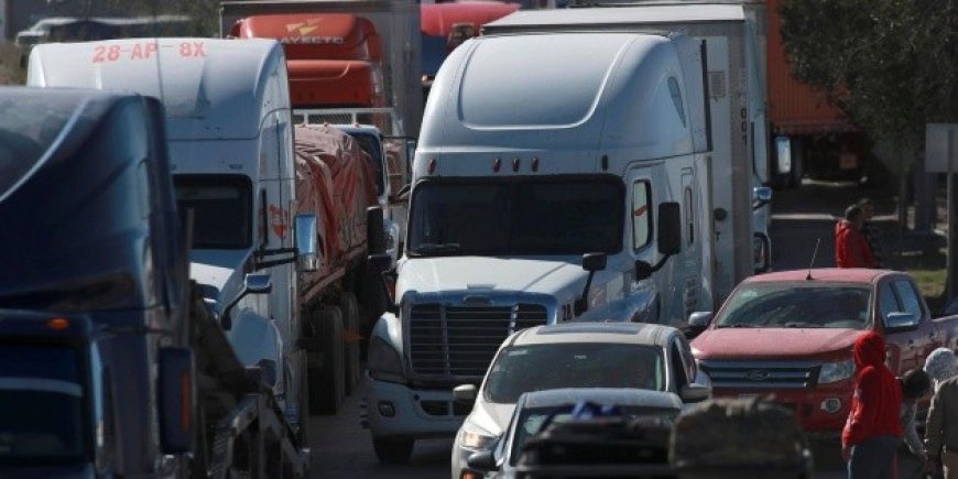 Paro Nacional de Transportistas: Crisis y Diálogo en México