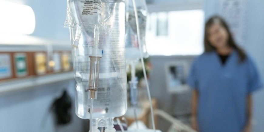 Investigan muertes por sueros vitaminados en Sonora