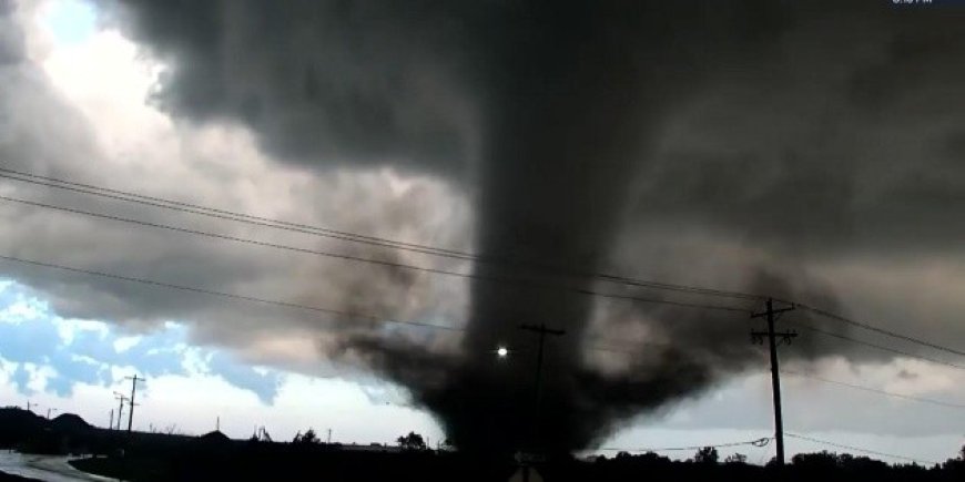 Tornado arrasa Oklahoma: El impacto devastador en Enid y sus alrededores