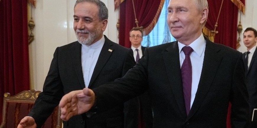 Putin y Araqchí: Un nuevo capítulo en las relaciones entre Rusia e Irán