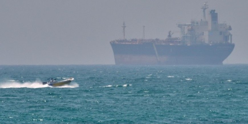 El Bloqueo de Buques Irani: Un Hito Significativo en Ormuz y Sus Consecuencias Globales