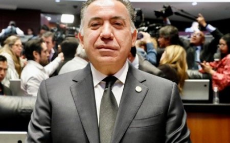Enrique Inzunza, reaparece en redes; ¿el senador pedirá licencia o no a su cargo?