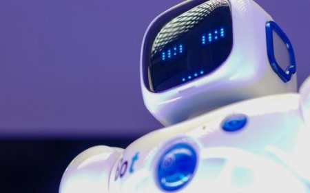 La decisión de un tribunal chino: la inteligencia artificial no puede reemplazar empleados