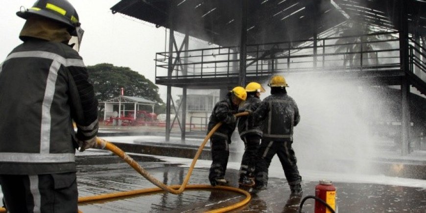 Tragedia en la Refinería Salina Cruz: Un Trabajador Muere Tras Incendio