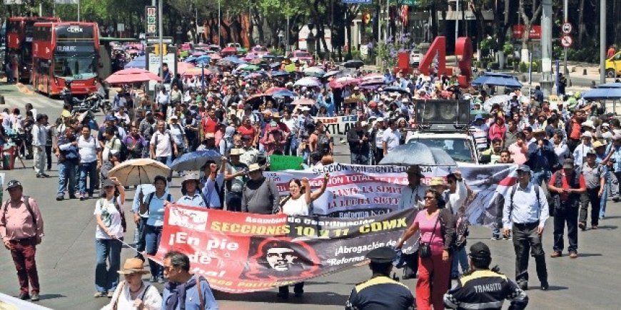 Marcha del CNTE: La lucha por los derechos de los maestros en México