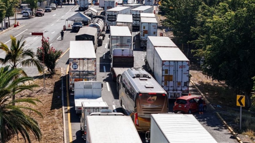 Mega marcha en CDMX: Transportistas y campesinos exigen justicia y apoyo