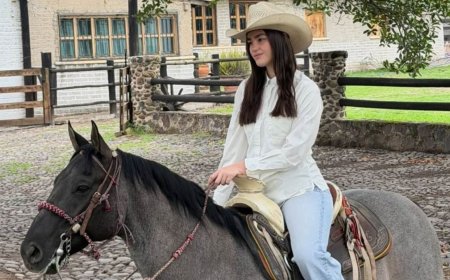 Emily Álvarez, hija de El Canelo conquista con un look vaquero sofisticado y lleno de estilo