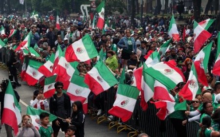 Entradas prohibitivas y televisión de pago, los mexicanos critican el 'Mundial del lujo' (VIDEO)