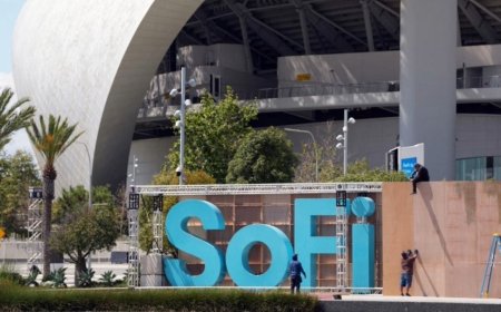 Empleados del estadio donde se inaugurará la Copa Mundial 2026 en Estados Unidos se van a huelga