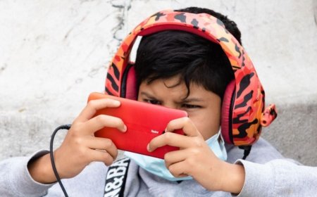 Canadá busca prohibir el uso de redes sociales a menores de 16 años