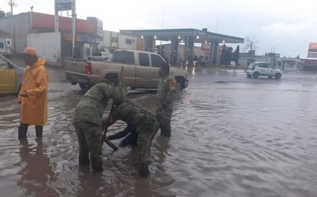 Evacuan a ciudadanos de Durango incomunicados  por destrucción de tres puentes