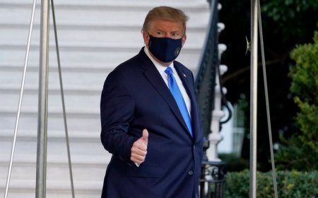 Trump llega sólo con cubrebocas a hospital donde lo atenderán por Covid-19: VIDEO